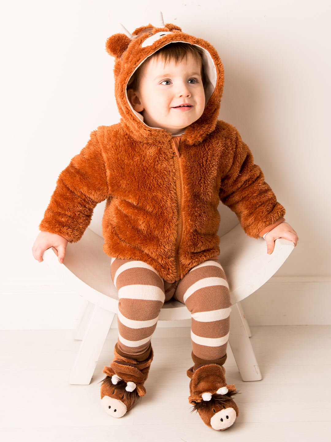 Neutral Hamish Highland Cow Booties