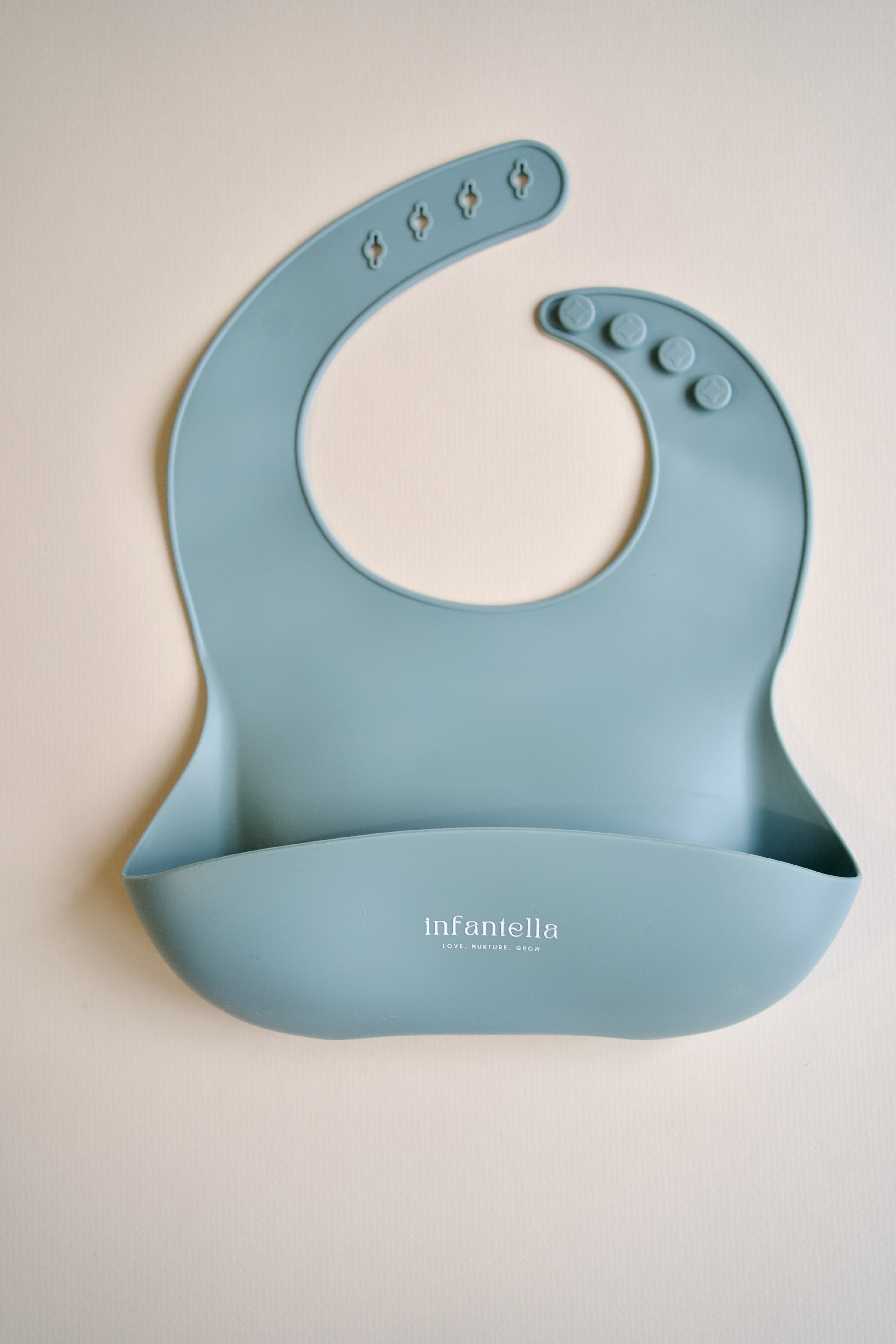 Infantella Tiny Tidy Scoop Bib