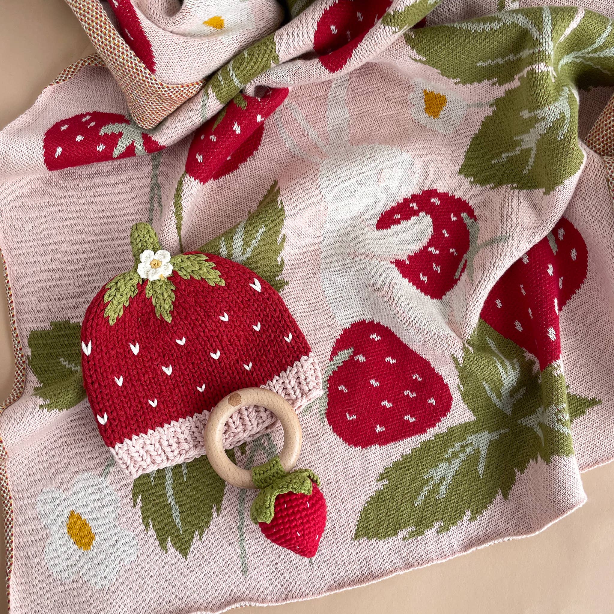 Blanket Strawberry