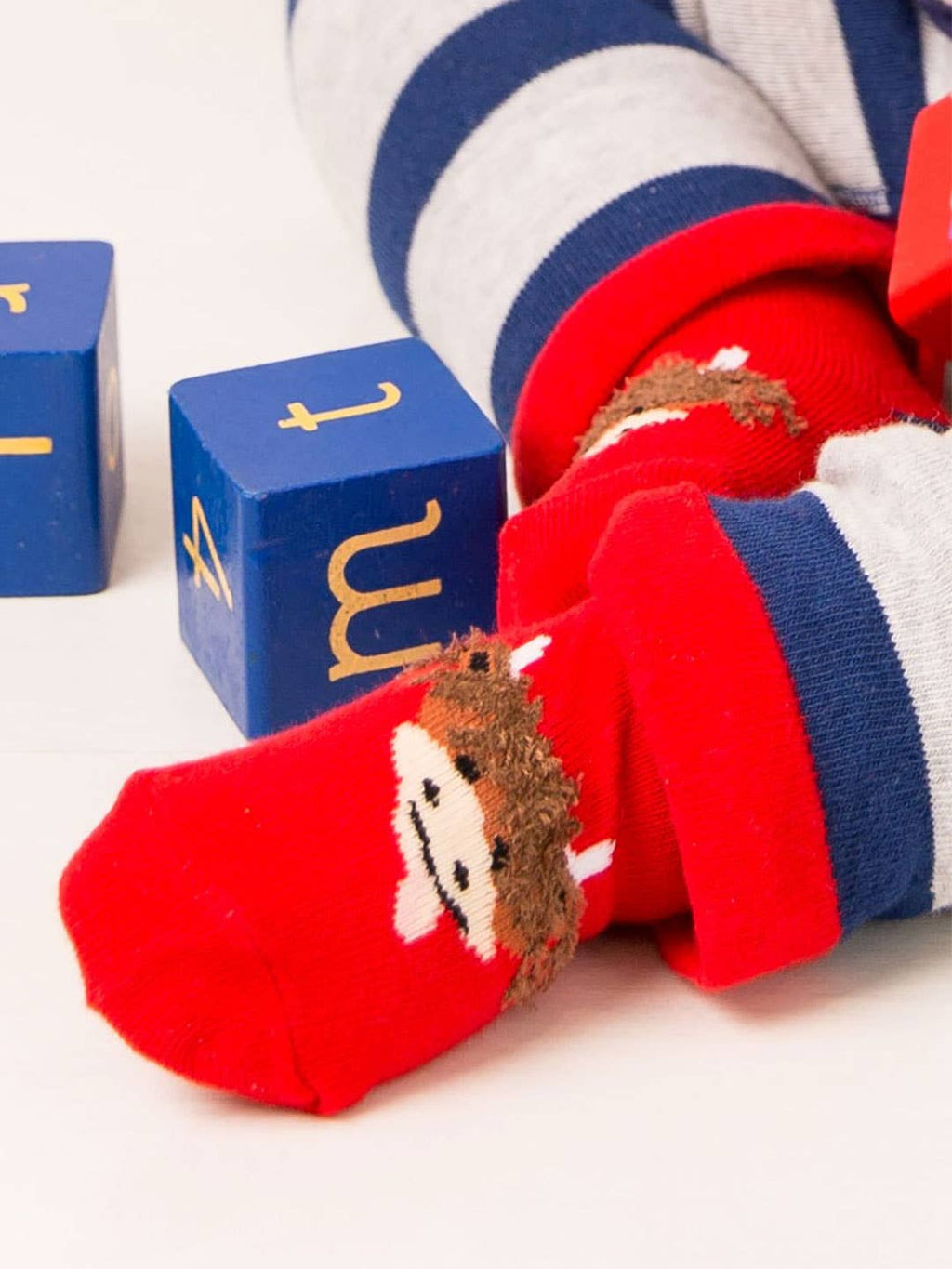 Hamish Highland Cow Fluffy Socks: 06-12 Months