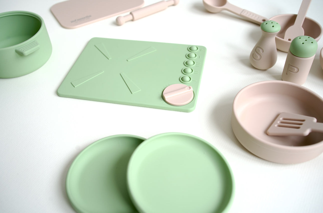 Infantella Tots & Pots Kitchen Set